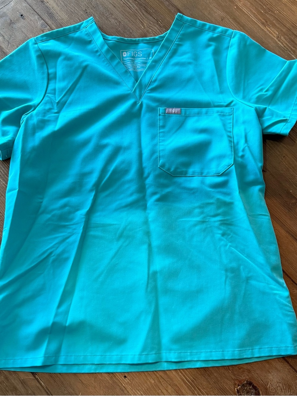 FIGS Teal V-Neck Scrub Set